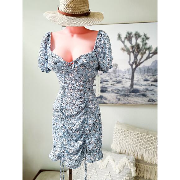 NWT ditsy floral ruched bodycon puff slv mini Dress - Picture 1 of 5